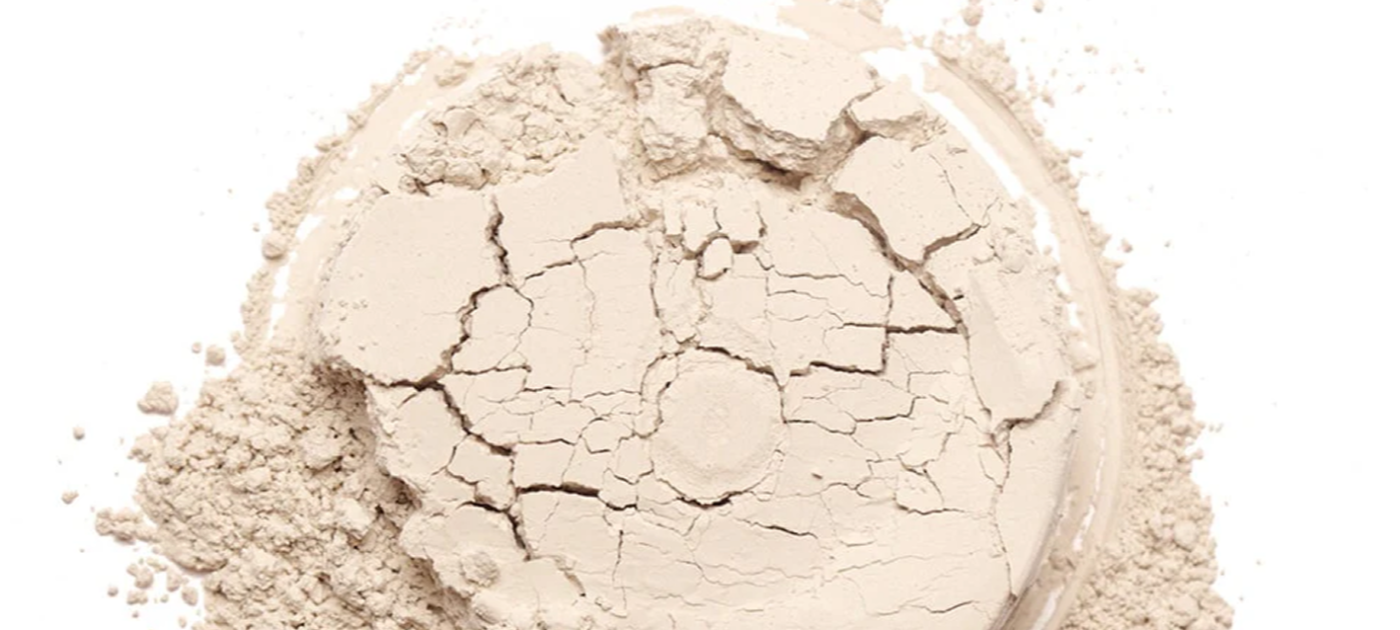 Bentonite clay powder